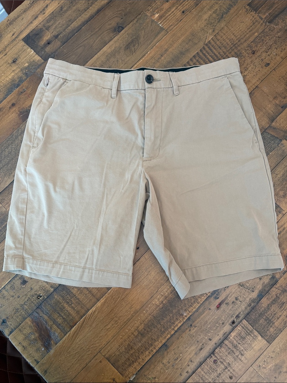 Goodfellow & Co Beige Flat-Front Men’s Shorts